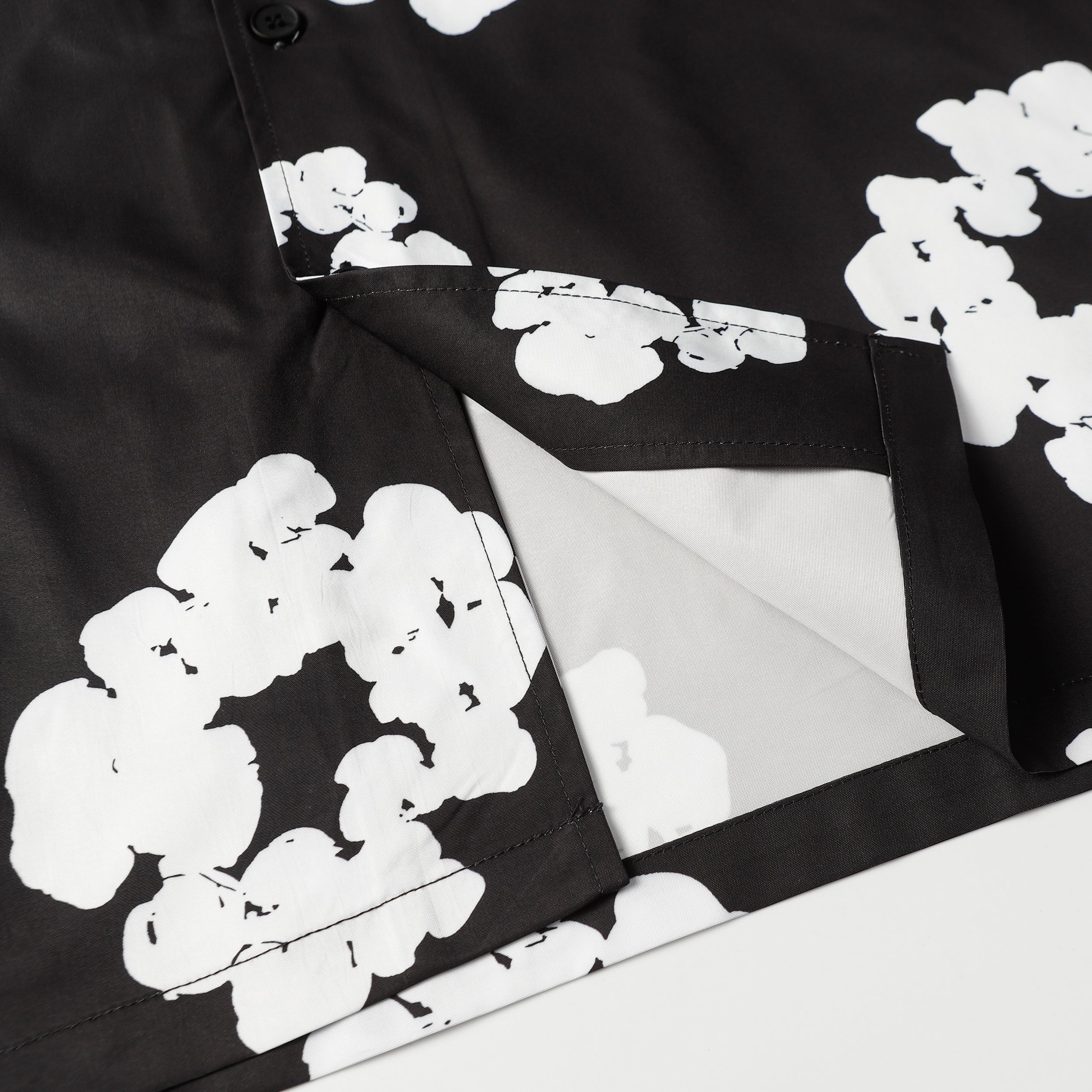 DENIM TEARS  T-shirt  0386